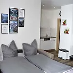 Ferienwohnung Am Wasserturm Apartment Zwenkau